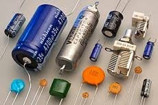 what is capacitor?
