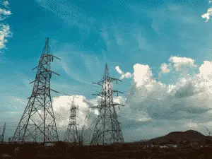 what is transmission line?