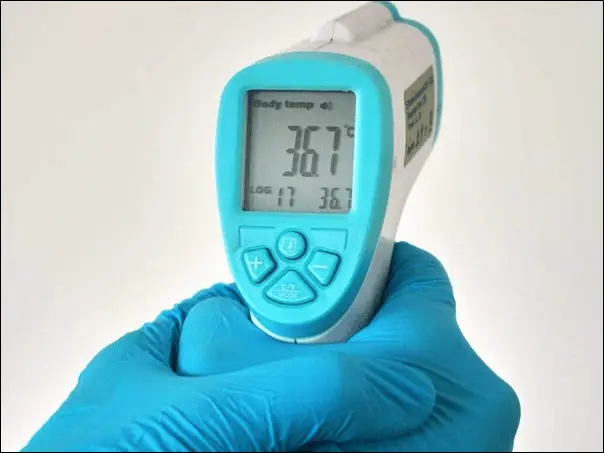 Direct temperature measurement using infrared thermometer