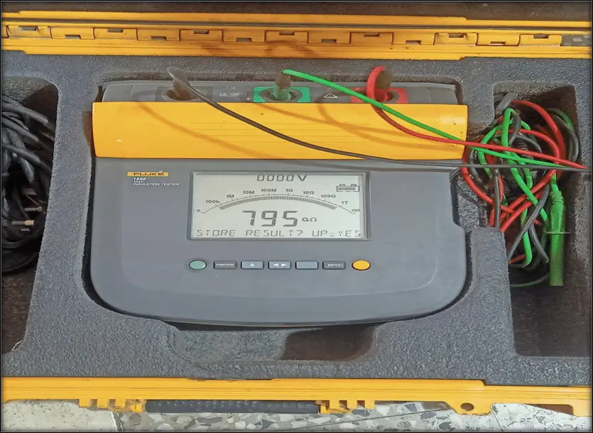 setting of megger voltage for cable  conductor meggering